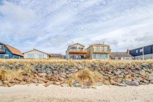 D & D Ocean Retreat - Meredith Lodging, Рокуэй-Бич