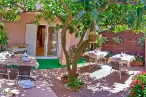 Villa Midea, Супетар