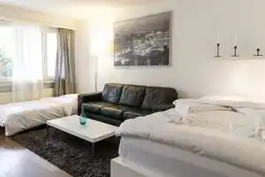Stunning Modern Apartment with Pocket WiFi, Цюрих