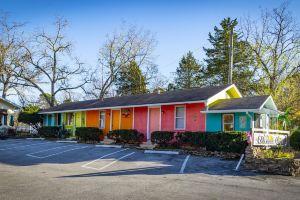Sherwood Court Cottages & Guest Rooms, Юрика-Спрингс