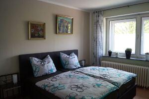 comfortable, 3and 1/2 rooms, apartment with large sun terrace, Боттроп