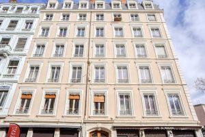 Loft-Style Apartment in the 3rd District, Лион
