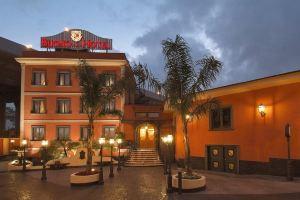 Buono Hotel, Неаполь
