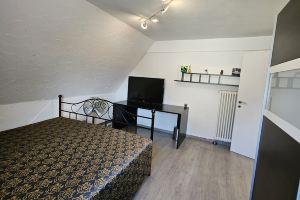 Gemütliche Zwei Zimmer Wohnung mit Küche und Terrasse, Оффенбург