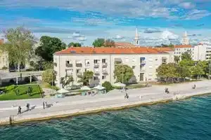 Mona Lisa's View in Zadar Old Town, Задар
