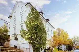 Visimo Apartments Felsenstrasse St Gallen - Elegant Heritage Building in a Quiet Neighbourhood, Санкт-Галлен