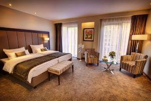 Hotel «Favor», Дюссельдорф