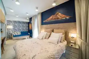 Airone Hotel, Неаполь