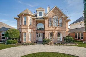 Luxury 5 Bedroom, 3.5 Bathroom Pool Hot Tub, Плано