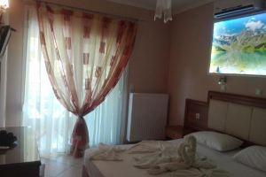 Balkan House, Потос