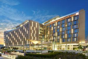 Hilton Garden Inn Muscat Al Khuwair, Маскат