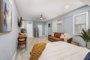 Stylish-Modern Open Concept Studio In The Hearth Of Durham NC, Дарем