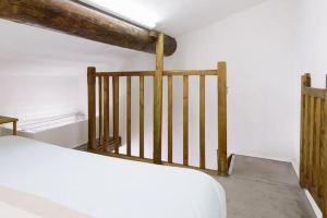 Vieux Port to Notre Dame de la Garde Triplex 70 m2 terrace, Марсель