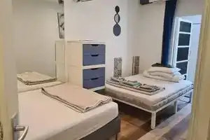 Nice 2 Double Bed in Sunny House in Amsterdam West, Амстердам