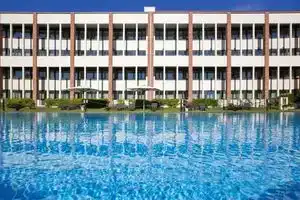 Отель «Mercure Leonardo da Vinci Rome Airport», Фьюмичино