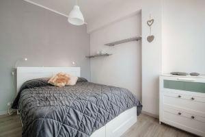 Joivy Family Flat W/Balcony, Комо