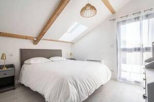 Apartment Comfortable in the Centre of Pau: Parking, AC..., По
