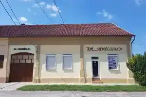 GouldVilla Vendégház, Виллань