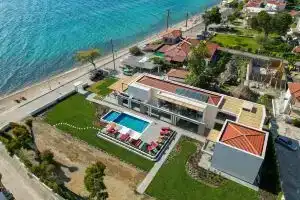 Amyntas Seafront Hotel, Неос Мармарас