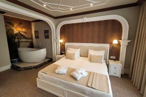 Dbd Hotel Bayraklı, Измир