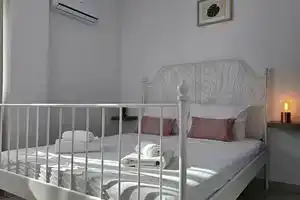 Stay Kastella Beach Apartment, Ларнака