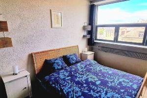 Very Bright Apartment in the Center of the City, Женева
