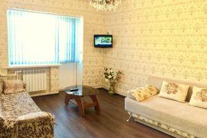 2-room Apartment On Embankment, Саратов