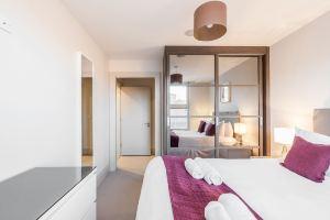 Roomspace Serviced Apartments - the Quadrant, Лондон