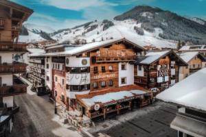 Dorfhotel Glücksschmiede, Заальбах