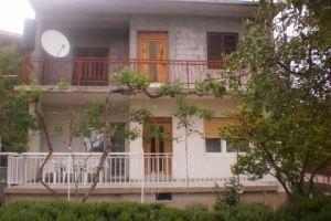 Apartment Mario A2 Pirovac, Riviera Sibenik, Pirovac