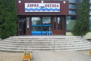Makai Apartman, Хайдусобосло