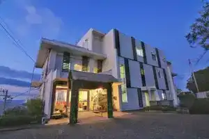 The Hotel Shirahama Onsen, Сирахама