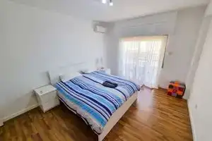Fam Glam City Apartment, Ларнака