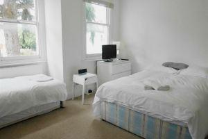Kew Studios and Rooms, Лондон