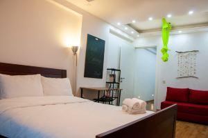 Lovely and Comfy Flat Near Sea in Karsiyaka Izmir, Измир