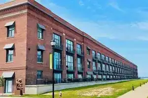 2 Bedroom Sunset Condo Close to Cedar Point, Сандаскай