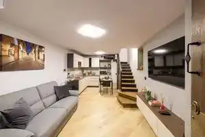 Suite 012 Aparment, Кава-де-Тиррени
