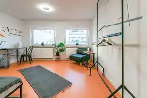 Sunny Hostel Room for 3, Мангейм