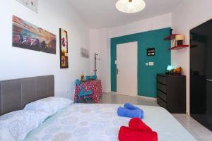 Spacious Apartment Heraklion, Ираклион