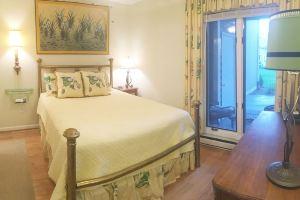 In the ❤️ of Downtown Blowing Rock Condo - 1st Floor - 2Bed 2Bath, Блоуинг-Рок