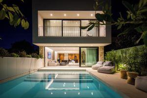 Villa Z6, Ровинь