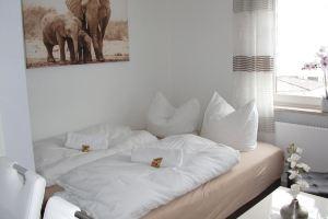 moderne helle Ferienwohnung in Heilbronn/Sontheim, Хайльбронн