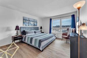 Roark Downtown Branson, Pools, Playground!, Брэнсон