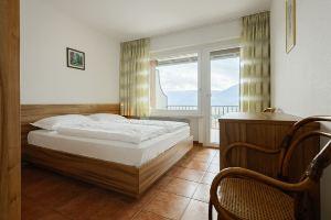 APARTMENTS IN Dorf Tirol - SÜDTIROL, Мерано