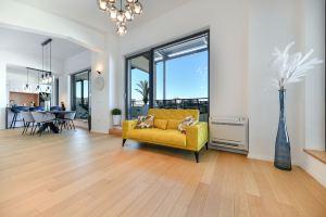 Luxury Penthouse Berin with Rooftop Terrace and Jacuzzi, Задар