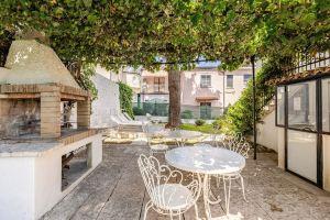 Lake Garda Holiday Apartment 2 Villa Magnolia, Пескьера-дель-Гарда