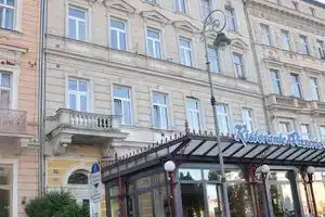 Apartment No. 28 Zahradní 43, Карловы Вары