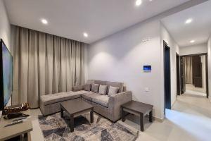 Charming 2-bedroom apartment with WiFi, fitness room in peaceful Salalah, Салала
