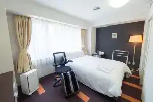Hotel «Shin Osaka», Осака