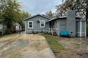 Home in San Antonio, 9 minutes from AT&T & airport, Сан-Антонио